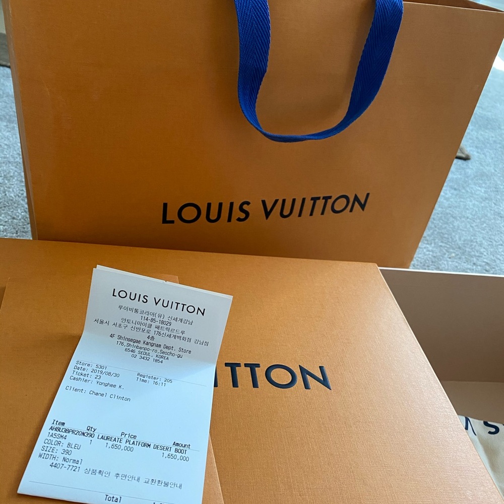 RARE Louis Vuitton Black Iridescent Monogram Combat Boots Size 39 - Picture 4 of 4